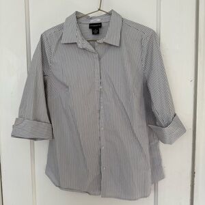 Liz Claiborne stretch black & white collar blouse